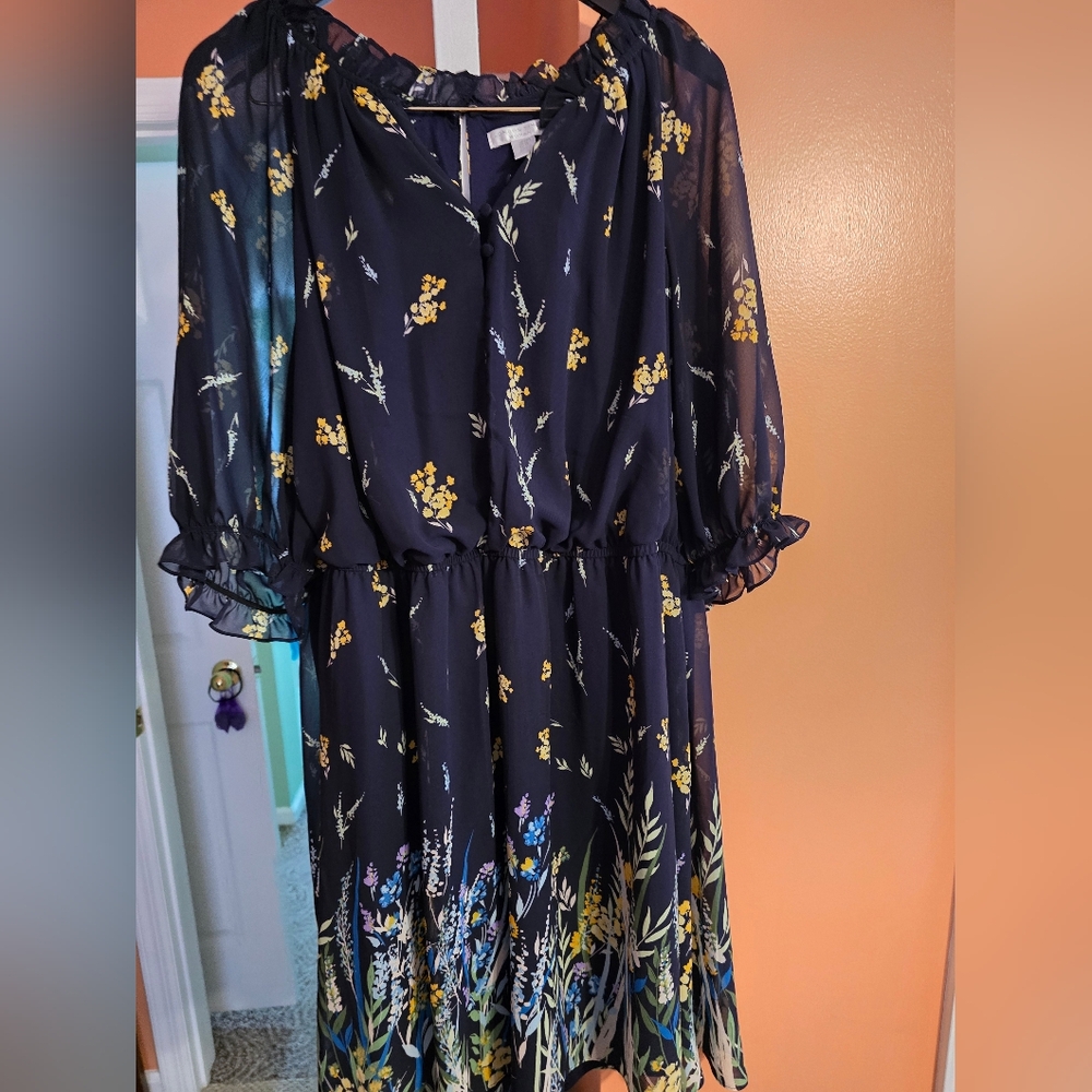 London Times Women 22W Ruffle Mock Neck Raglan Sleeve Dress with Border Printed